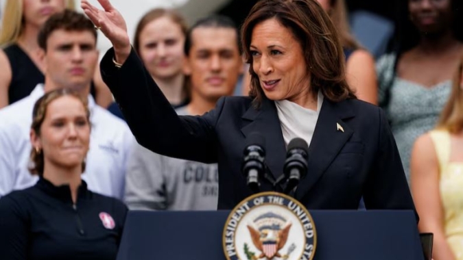 Kamala supera Trump por 44% a 42% em disputa presidencial, mostra pesquisa Reuters/Ipsos