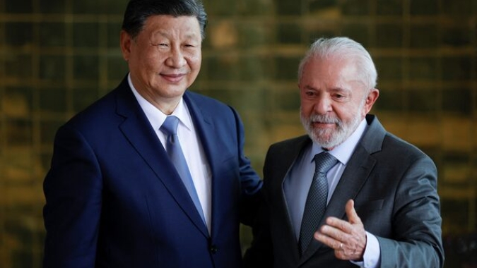 Brasil busca impulso comercial com a China em meio ao caos tarifário de Trump enquanto Lula se encontra com Xi