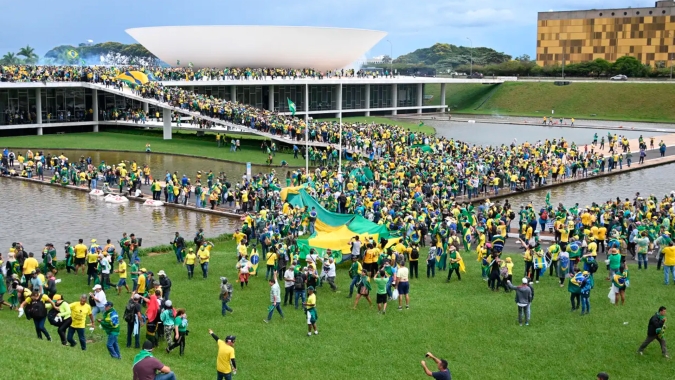 Reuters: Há líderes políticos responsáveis por discurso que levou a ataques do domingo, diz ministro da Justiça
