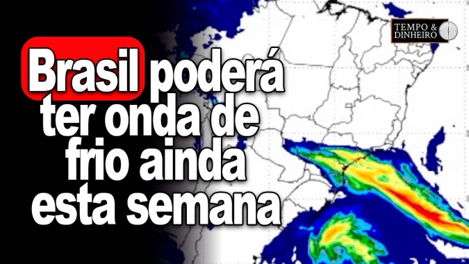 Calor e baixa umidade acende alerta em 9 estados com corredor de fumaça de incêndios na Amazonia