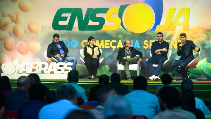 Em debate, deputados da FPA ressaltam lutas enfrentadas em defesa do agronegócio