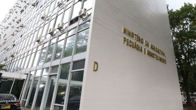 Auditores fiscais federais agropecuários reúnem-se com ministro da agricultura nesta terça-feira