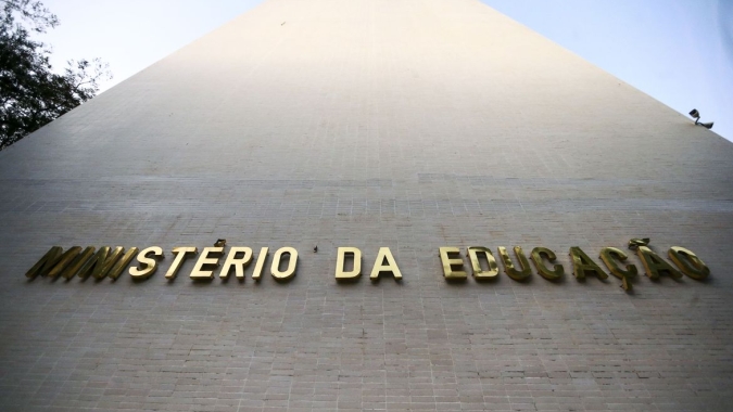 Ministro anuncia equipe para secretarias e órgãos do MEC