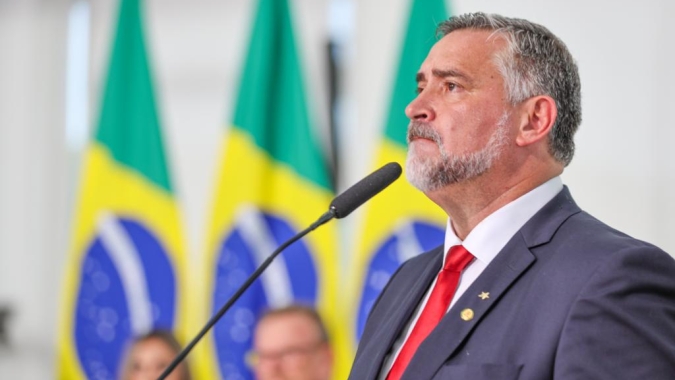 Lula cria secretaria para apoiar reconstrução do RS e nomeia Pimenta para liderar o órgão