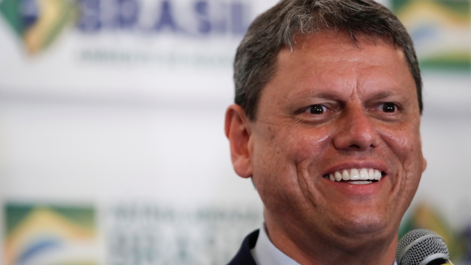 SP anuncia R$850 mi em benefícios tributários a setores como soja e geração de energia