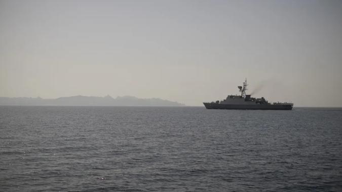 Líderes do G7 concordam em examinar a opção de escoltar navios para navegar livremente no Golfo Pérsico