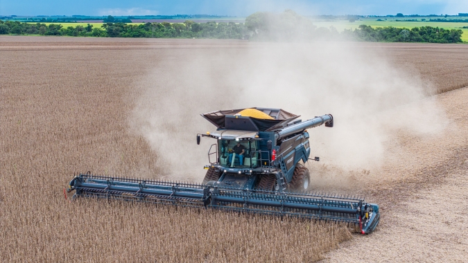 Fendt lança nova colheitadeira IDEAL 25 na Agrishow 2025