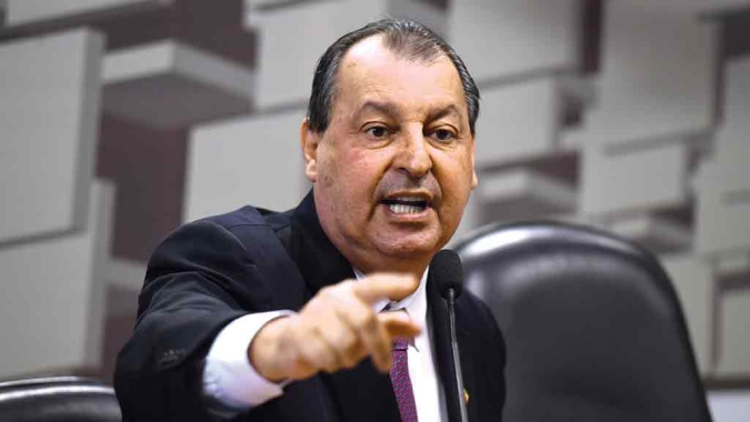 Omar Aziz diz que Fazenda não quer atrasar arcabouço fiscal