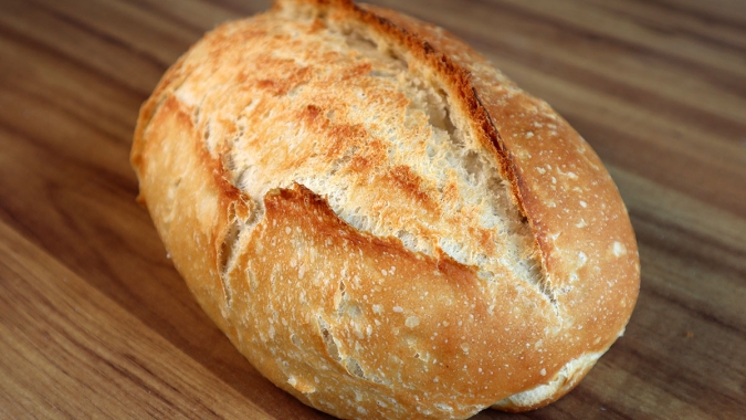 Pão francês deve ficar mais caro com disparada no preço do trigo