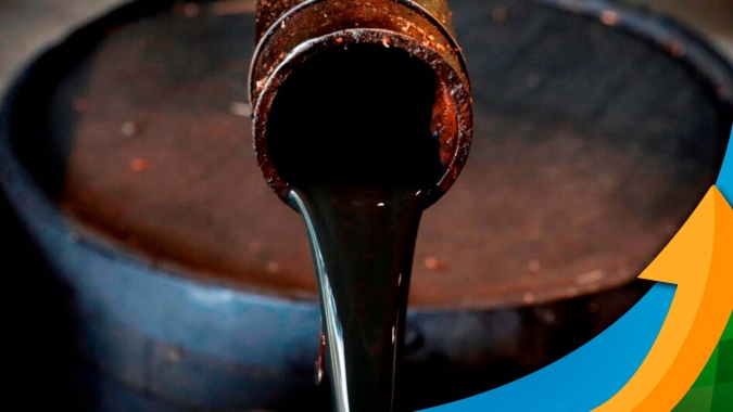Petróleo já acumula queda de mais de 3% nos últimos 30 dias com foco nos dados da economia dos EUA, inclusive se sobressaindo aos fundamentos