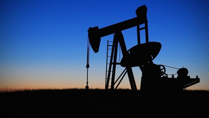 Petróleo: Mercado cai 1% com temores sobre demanda superando dados positivos da China e EUA