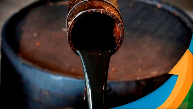Petróleo Brent deve bater US$ 100/barril no 1º semestre de 2022, projeta analista