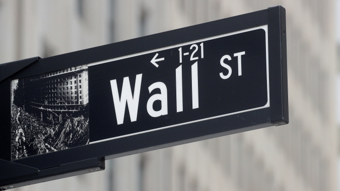 Wall St tem queda com escalada de tensões sobre Ucrânia