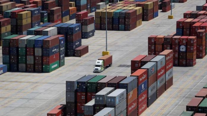 EUA consideram ajustar plano de taxas portuárias para embarcações chinesas após resistência, dizem fontes