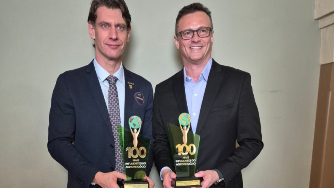 Diretor-geral do Cecafé recebe o prêmio “100 Mais Influentes do Agro 2026”