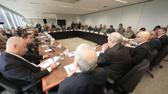 Presidente do TSE e comandantes da PM discutem ações nas eleições