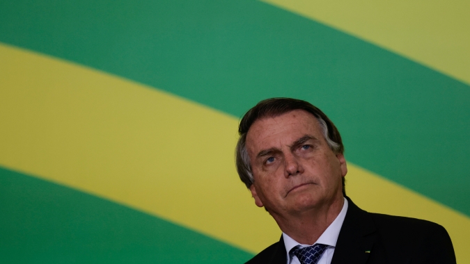 Bolsonaro diz que há possibilidade de reajuste de servidores no próximo ano