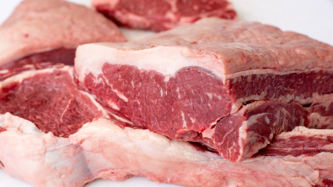 Exportação de carne bovina do Brasil pode cair 10% em 2026 com restrição da China, diz Abiec