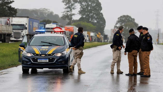 PRF já fez 419 liberações de pistas no país, com 438 multas