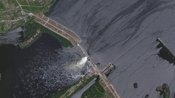 Ucrânia teme perder milhões de toneladas de grãos após colapso de barragem
