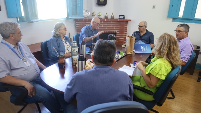 Ministro da Pecuária e Agricultura do Uruguai visita Embrapa Pecuária Sul