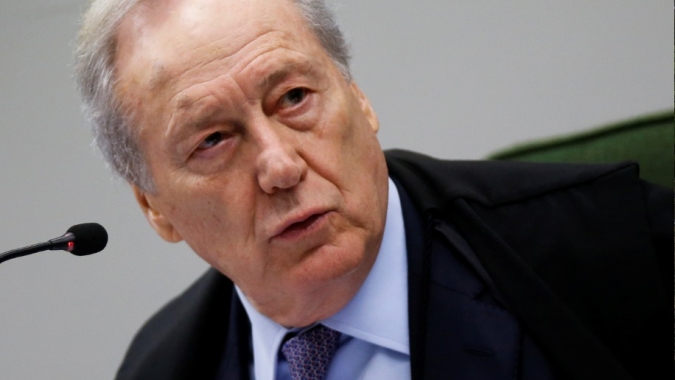 Lula anuncia ex-ministro do STF Ricardo Lewandowski como novo ministro da Justiça