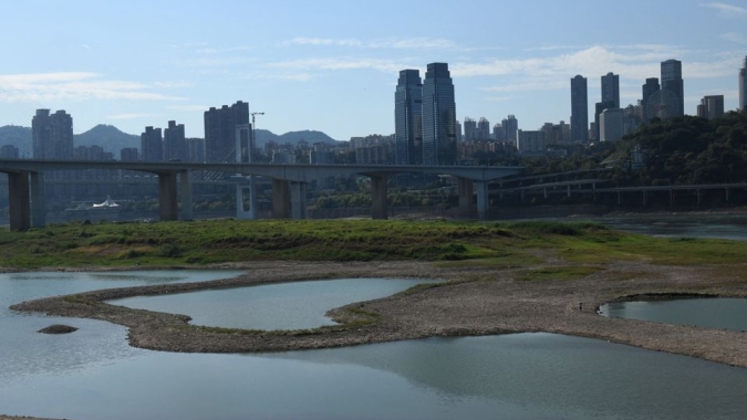 China emite primeiro alerta nacional de seca e luta para salvar colheitas em calor extremo