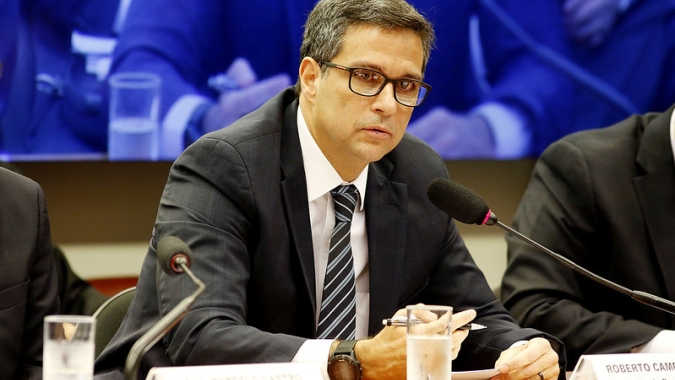 Cenário nos EUA mudou com dado ruim de inflação, mas efeito no Brasil não é direto, diz Campos Neto