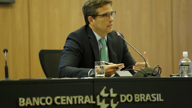 BC reduz Selic em 0,25 ponto, a 10,50%, com divergência de diretores indicados por Lula