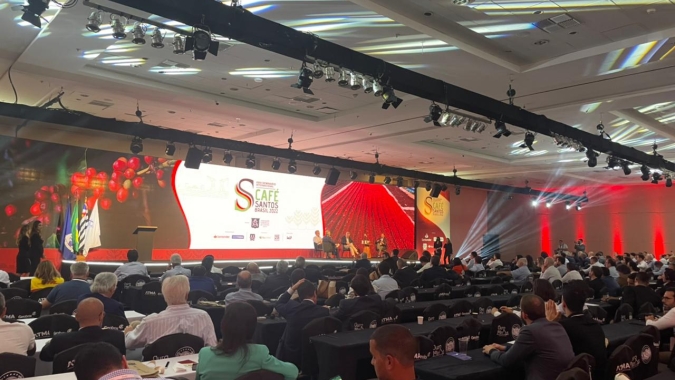 Mudanças climáticas, logística e sustentabilidade marcam o segundo dia do seminário