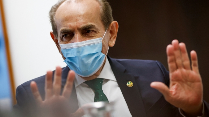 Texto da PEC da Transição será protocolado até terça-feira, diz senador Marcelo Castro