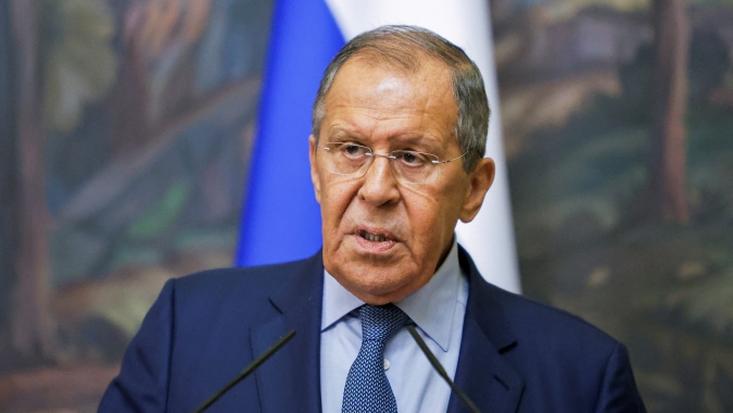 Ocidente não honra compromisso de facilitar exportações russas de alimentos, diz chanceler