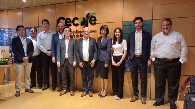 Cecafé recebe Enterprise Singapore para ampliar comércio com a Ásia