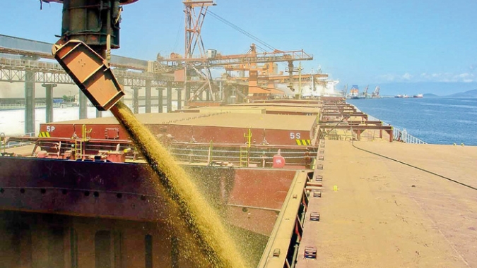 Previsão de exportação de soja do Brasil em março fica um pouco abaixo do recorde