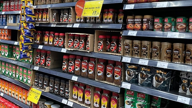 Com disparada nos preços do café, solúvel surge como opção mais econômica