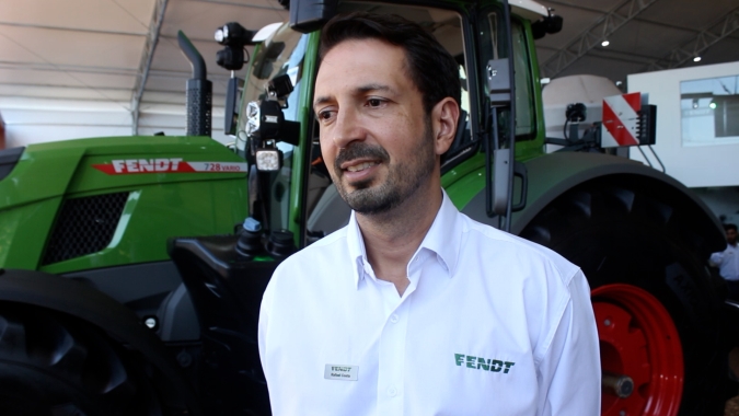Trator de  280 cavalos e plantadeira de 18 a 24 linhas é o Combo da Fendt para  atender novo perfil de  produtores