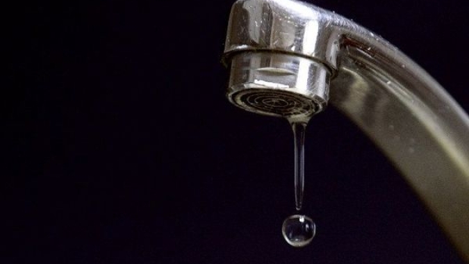 França prepara restrições de água "sem precedentes" após inverno mais seco desde 1959