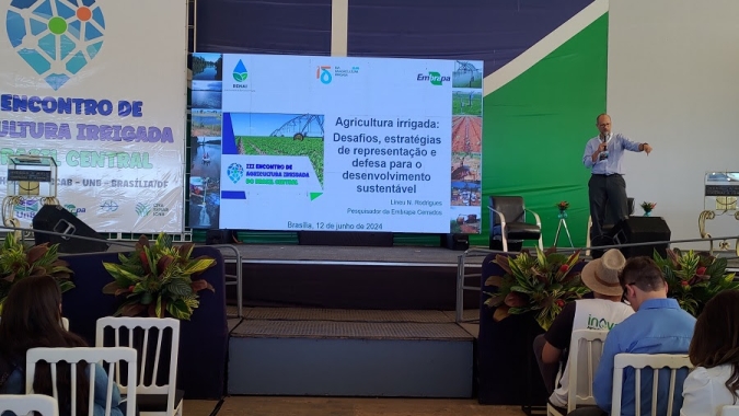 Embrapa participa de debates sobre agricultura irrigada do Brasil Central