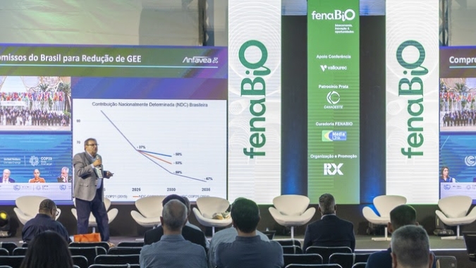Na FenaBio, Anfavea afirma que com 100% de etanol na frota flex Brasil lideraria descarbonização global