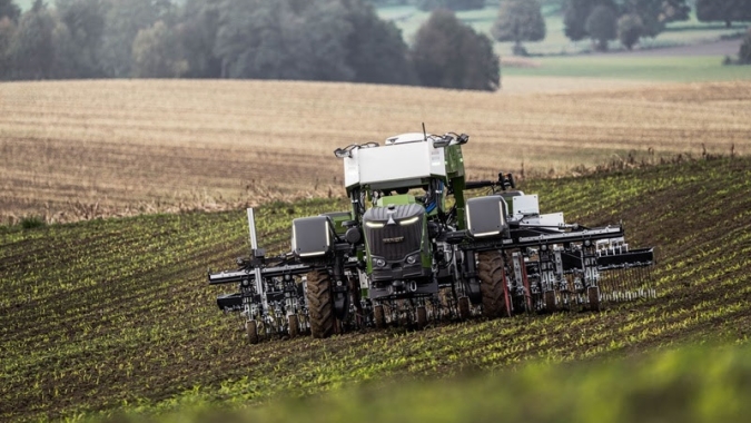 Fendt faz estreia mundial do sistema autônomo Fendt Xaver GT