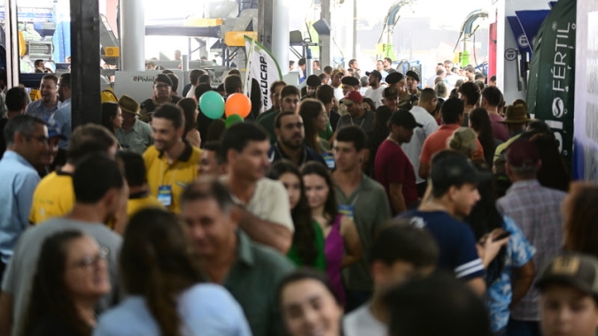 Recorde de público: Femagri 2025 recebe mais de 27,7 mil cafeicultores em dois dias de feira
