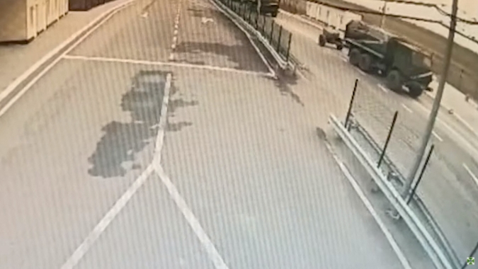 Rússia diz ter capturado cidade ucraniana de Kherson; Mariupol sofre bombardeios