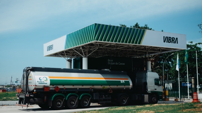 Vibra vê impacto restrito de diesel russo e monitora decisão da Petrobras, diz CEO
