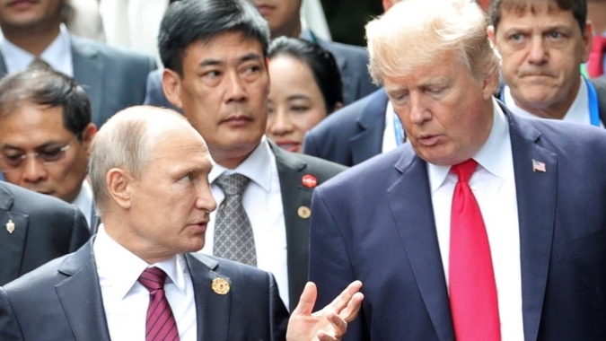 Trump volta a criticar Putin enquanto guerra na Ucrânia esquenta