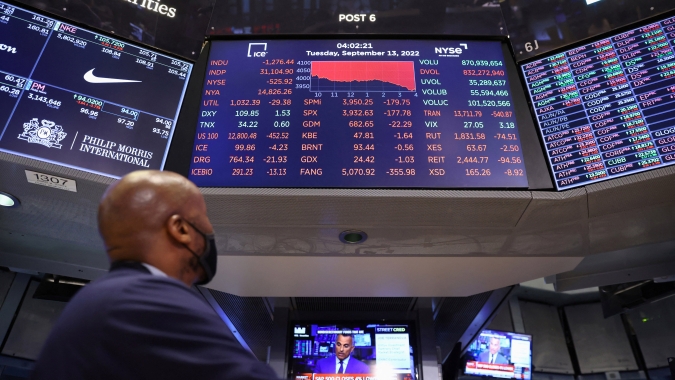 Fed e previsões da Ford geram calafrio e derrubam Wall St