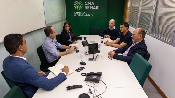 CNA, Cepea e produtores discutem indicador de preços do feijão para DF e Entorno
