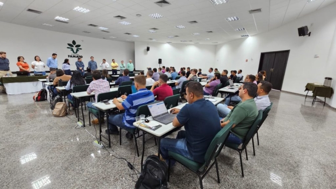 Treinamento metodológico da ATeG atrai profissionais de agrárias de MT e outros estados