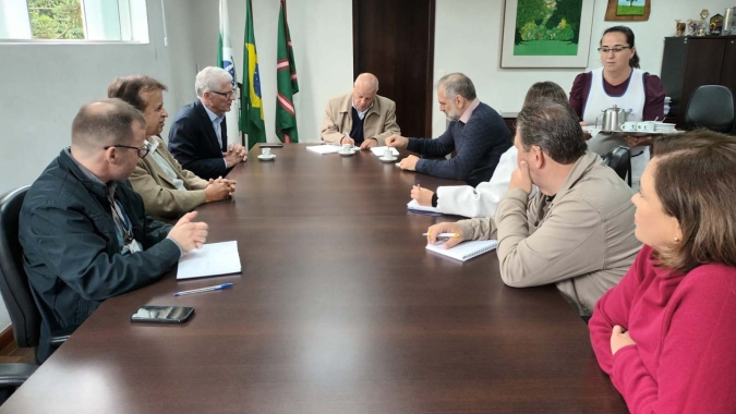 Estado e Ministério do Desenvolvimento Agrário vão ter grupo de trabalho para qualificar setor leiteiro
