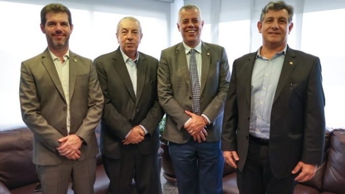 CNA recebe presidente da Comissão de Agricultura da Câmara