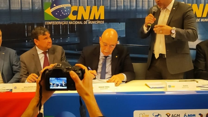 Socorro aos produtores gaúchos atingidos pela catástrofe depende da análise do Senado para sair do papel